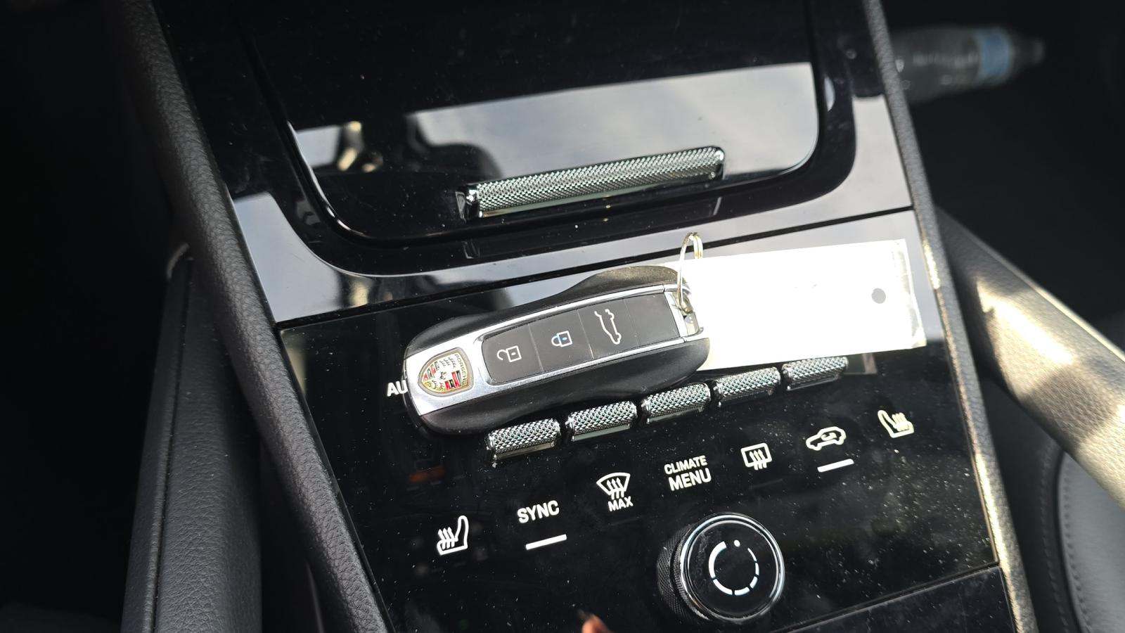 2024 Porsche Cayenne Base AWD