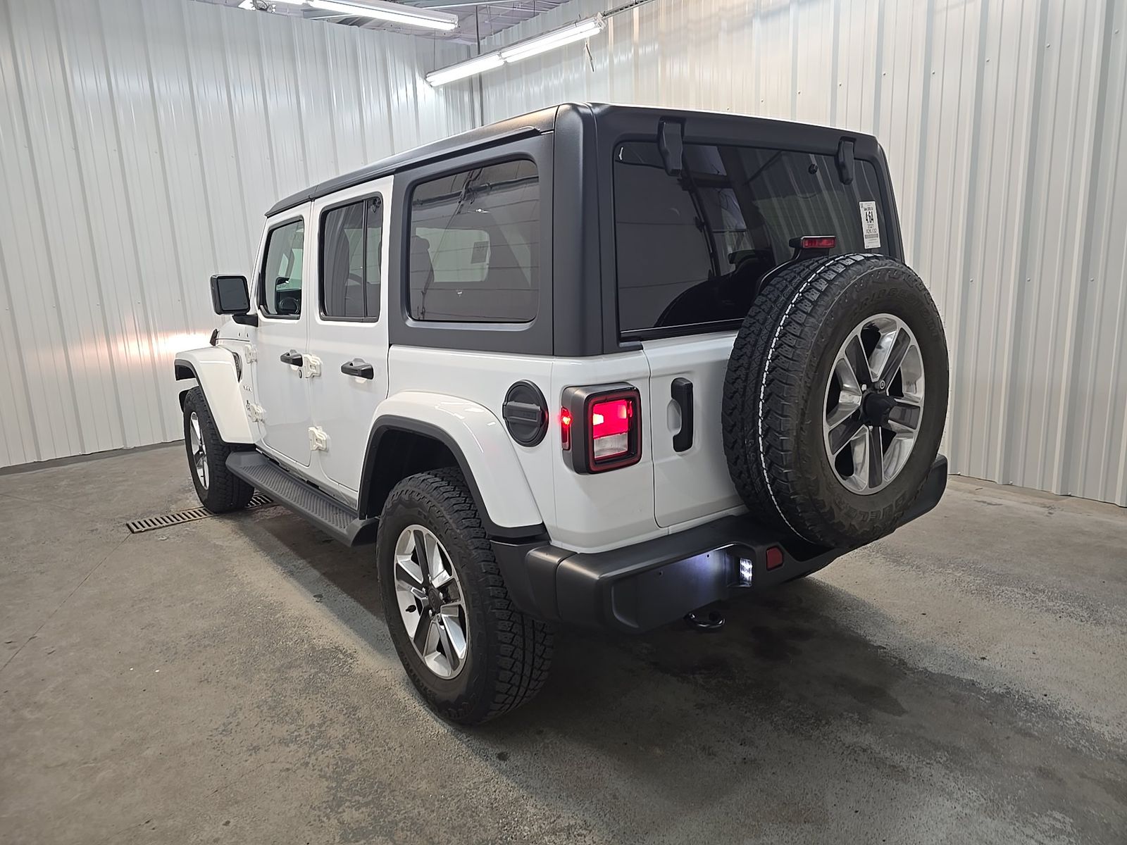 2021 Jeep Wrangler Unlimited Sahara AWD