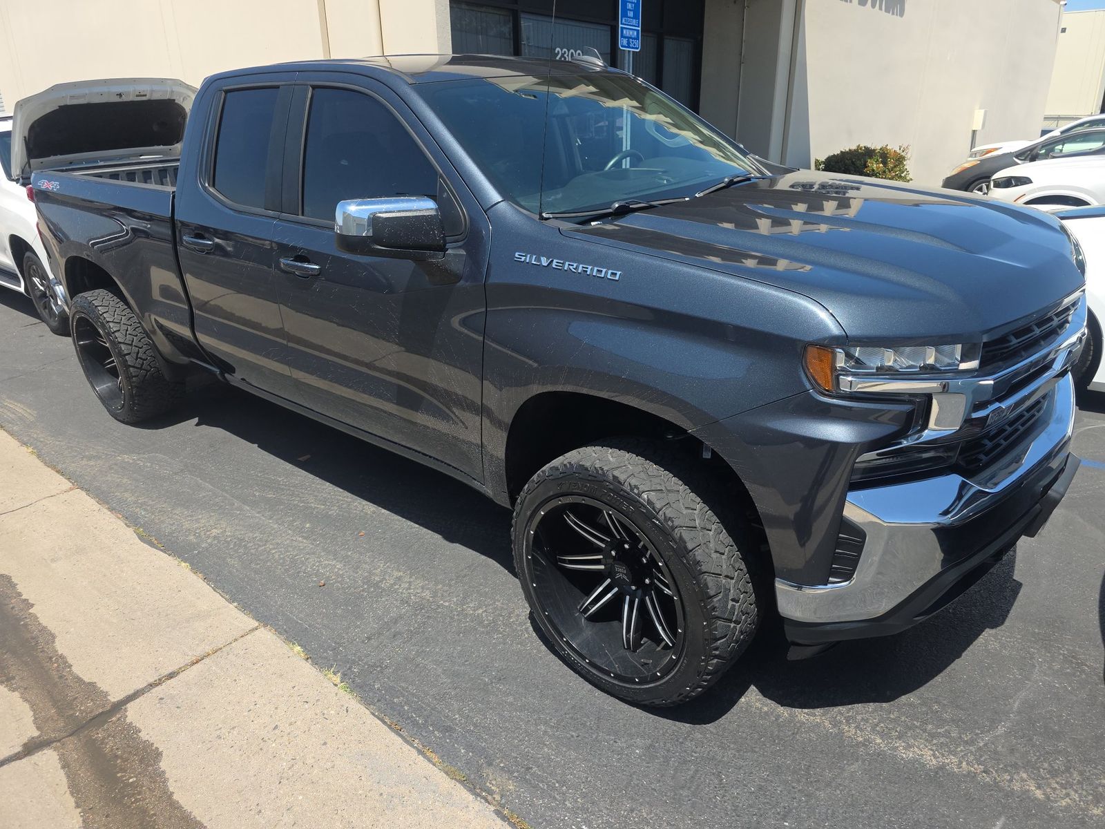 2020 Chevrolet Silverado 1500 LT AWD