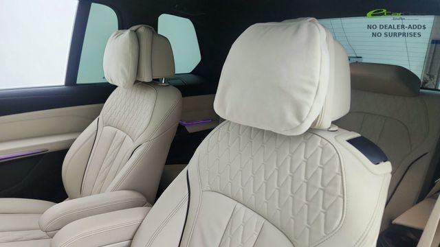 2024 BMW X7 xDrive40i AWD