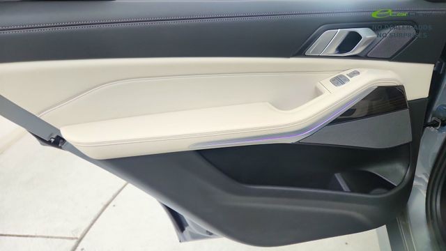2024 BMW X7 xDrive40i AWD