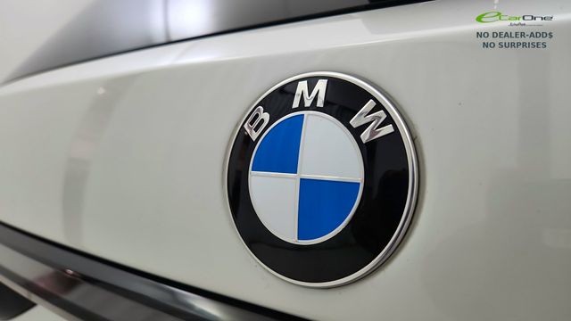 2025 BMW X7 M60i AWD