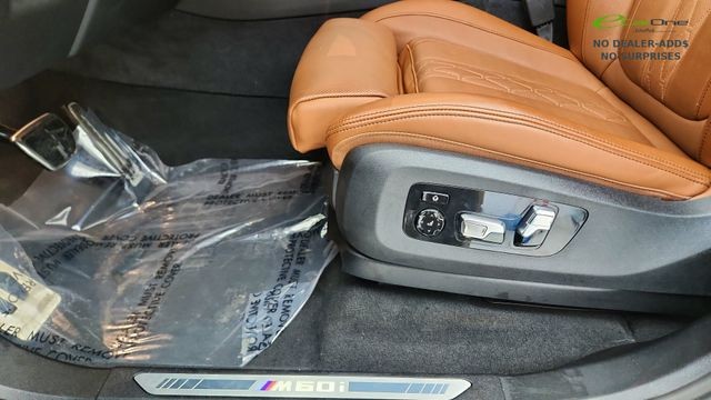 2026 BMW X7 M60i AWD