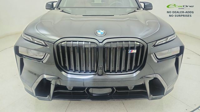 2026 BMW X7 M60i AWD