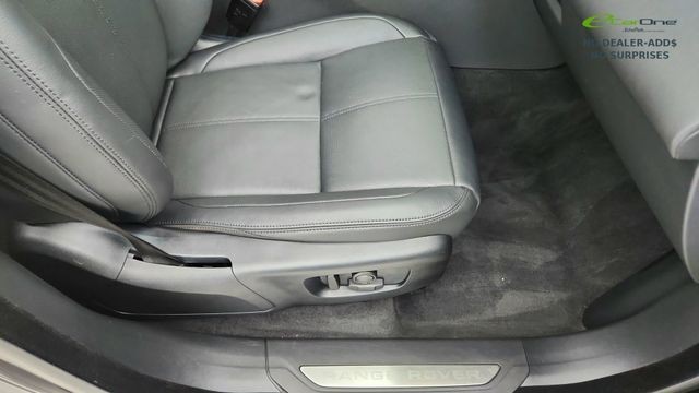 2024 Land Rover Range Rover Velar Dynamic SE AWD