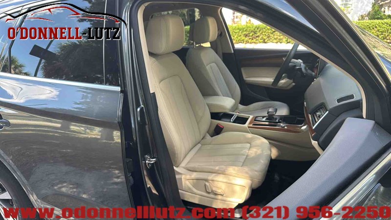 2022 Audi Q5 S line Premium Plus AWD