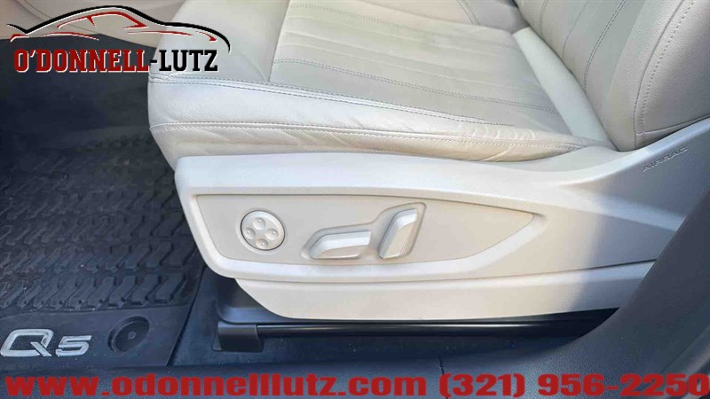 2022 Audi Q5 S line Premium Plus AWD