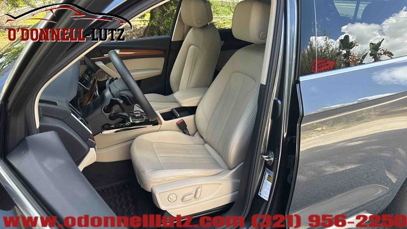2022 Audi Q5 S line Premium Plus AWD