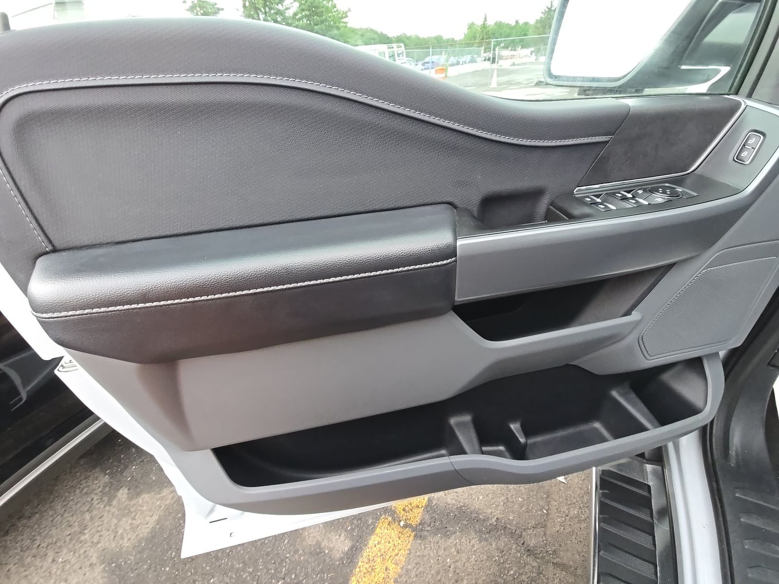 2025 Ford F-150 XLT AWD