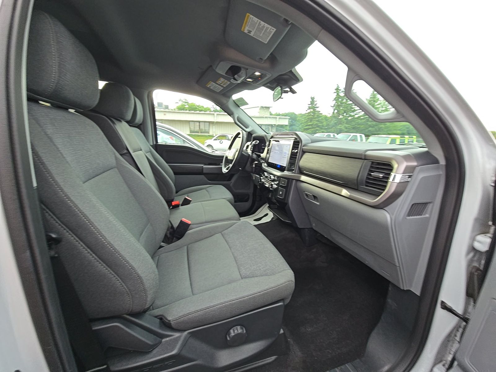 2025 Ford F-150 XLT AWD