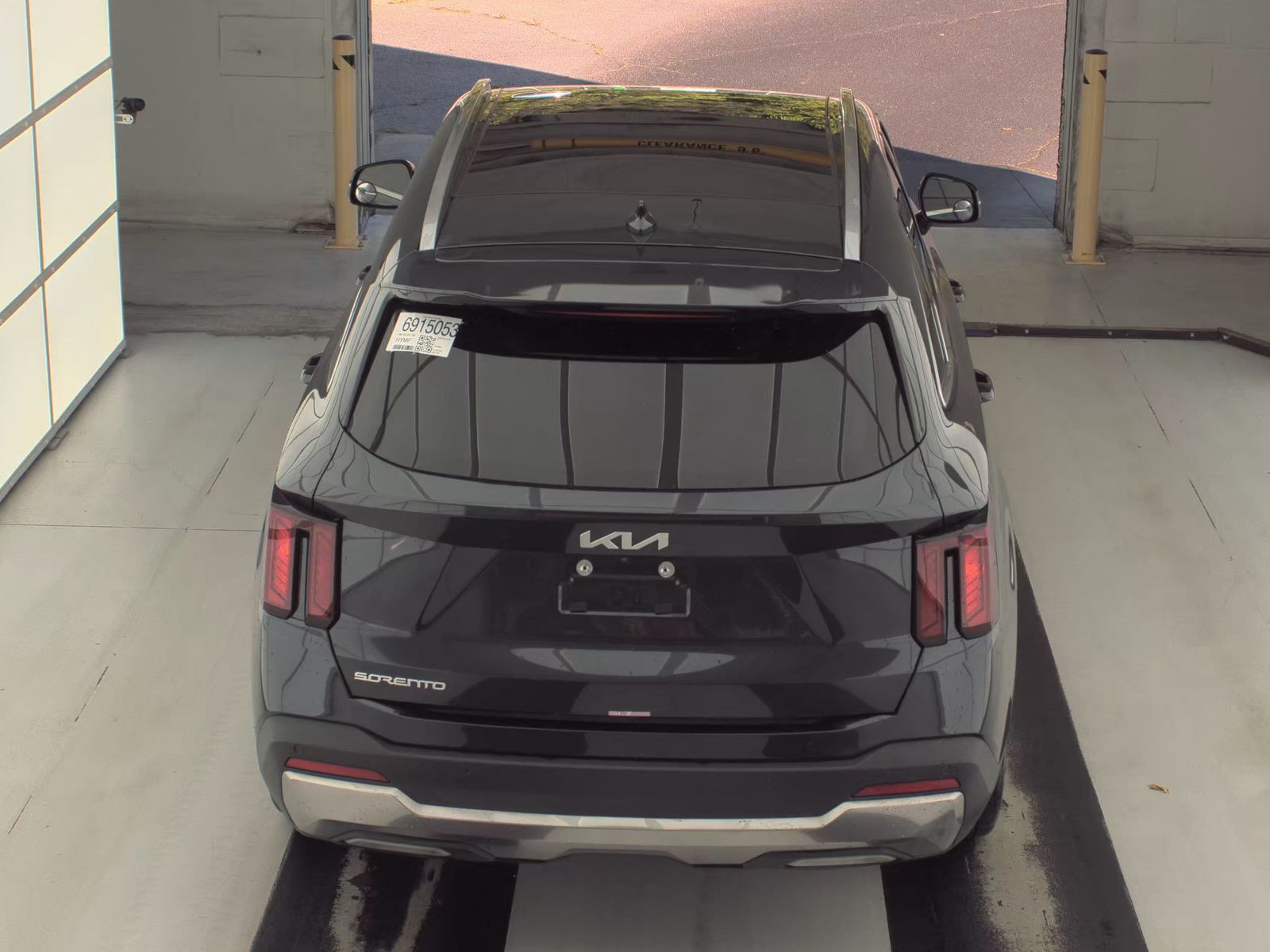 2025 Kia Sorento S FWD