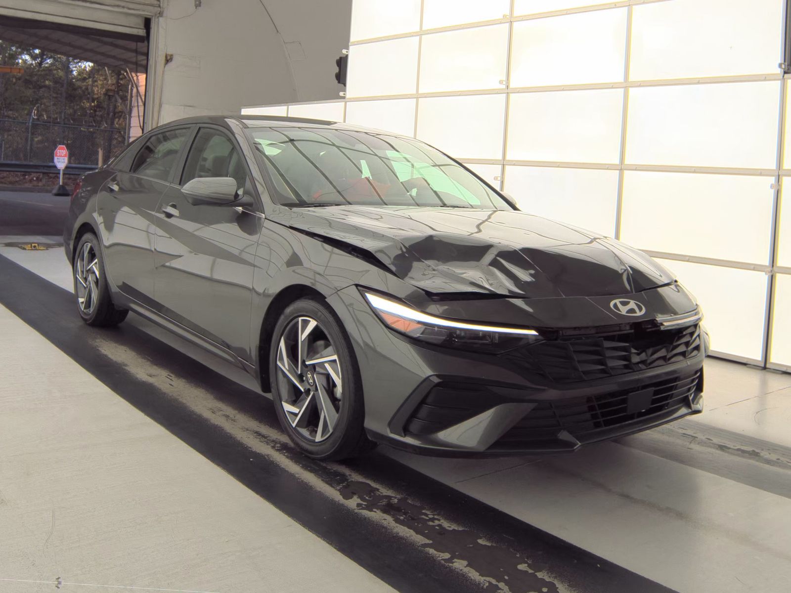 2024 Hyundai Elantra Limited FWD