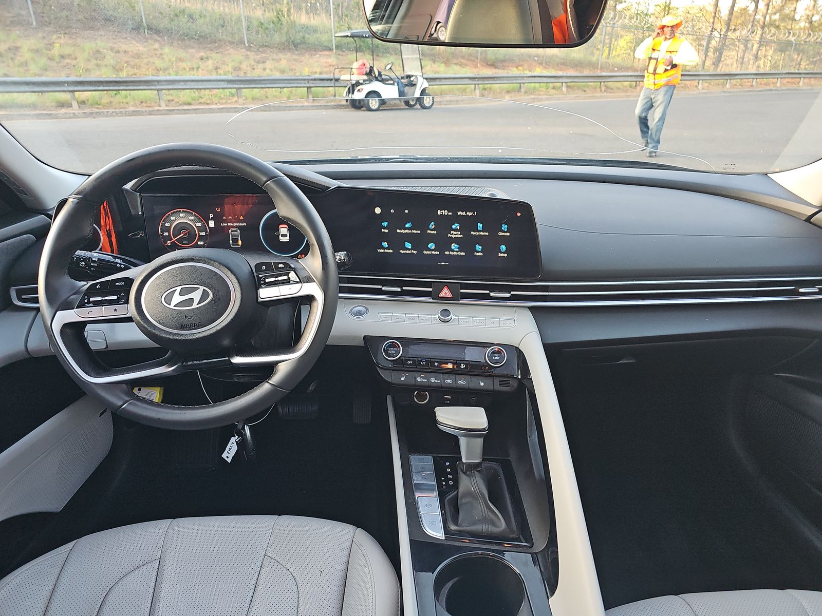 2024 Hyundai Elantra Limited FWD