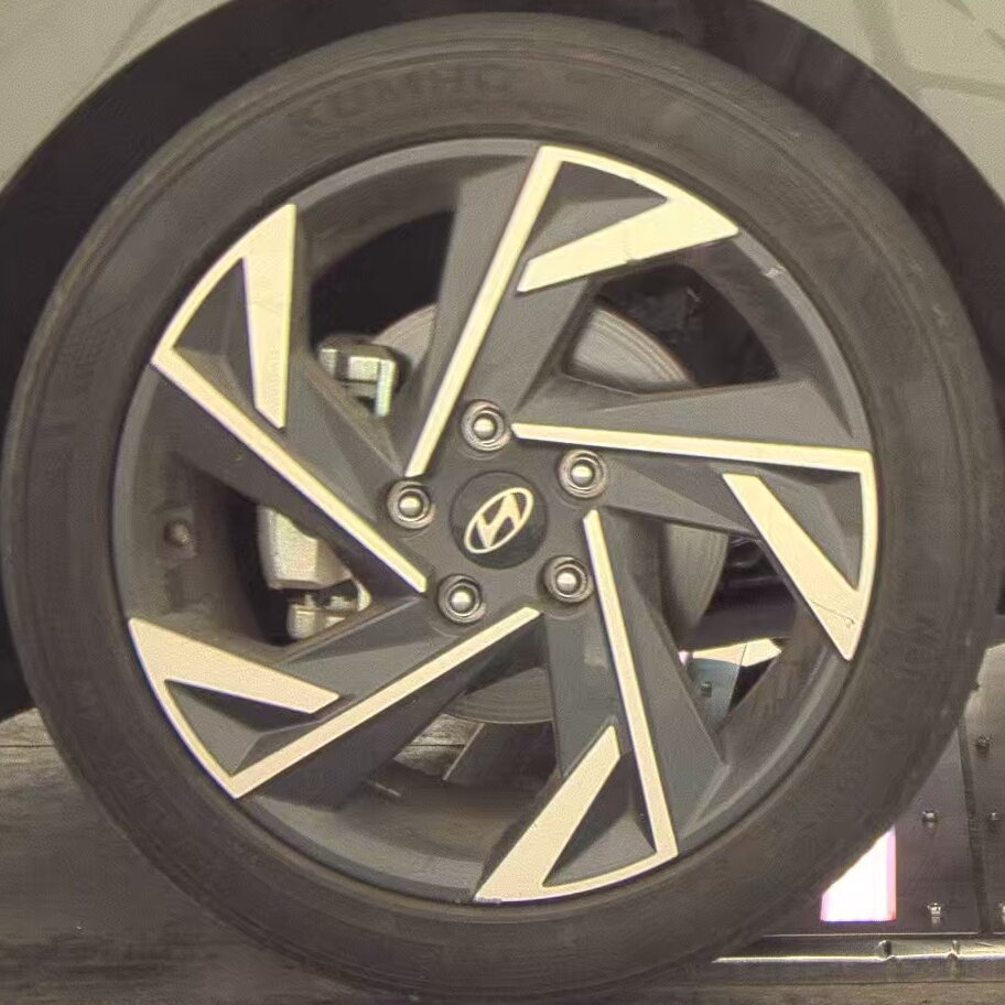 2024 Hyundai Elantra Limited FWD