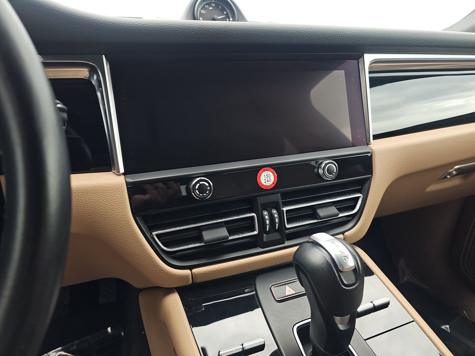 2024 Porsche Macan Base AWD