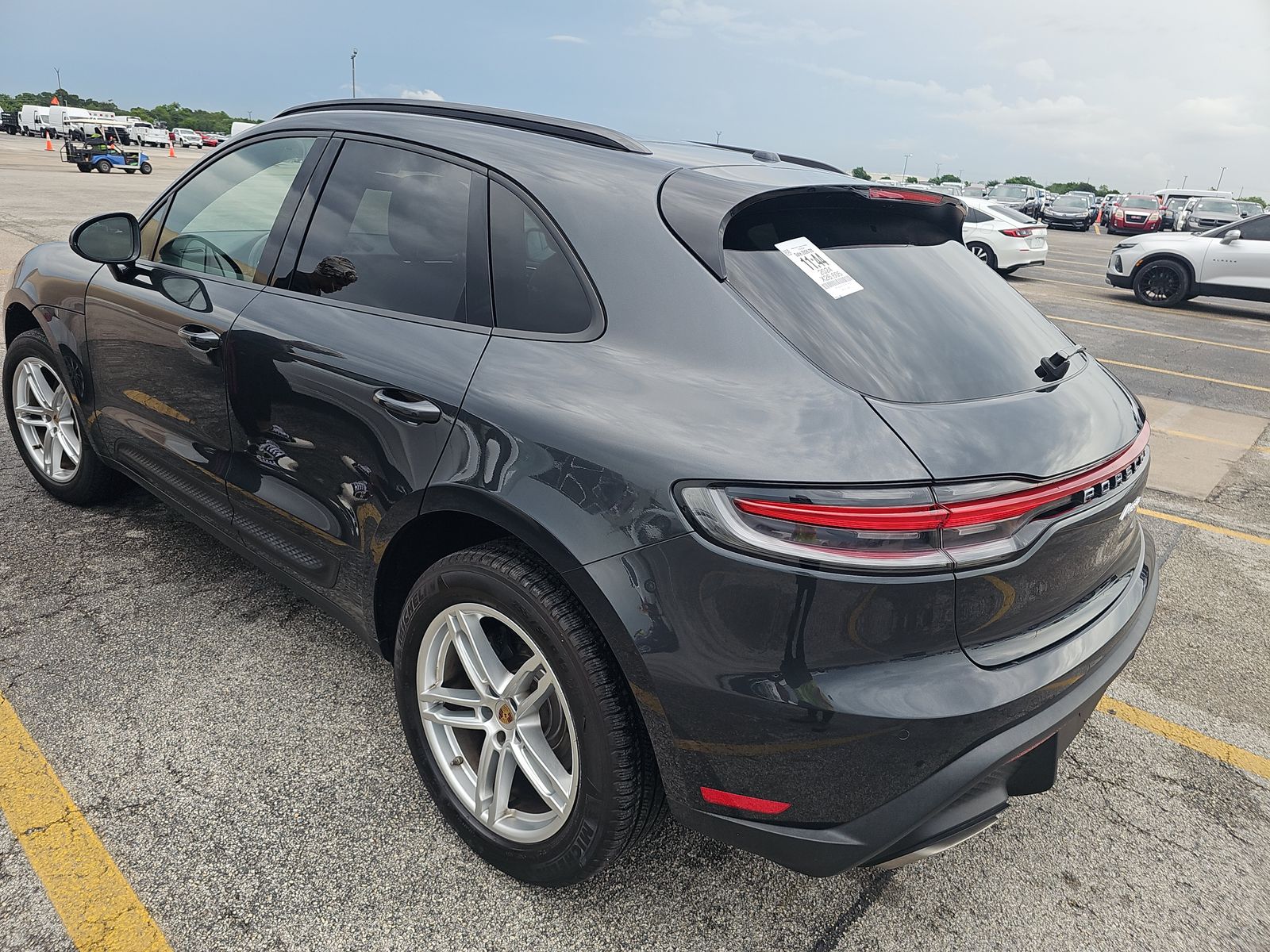 2024 Porsche Macan Base AWD