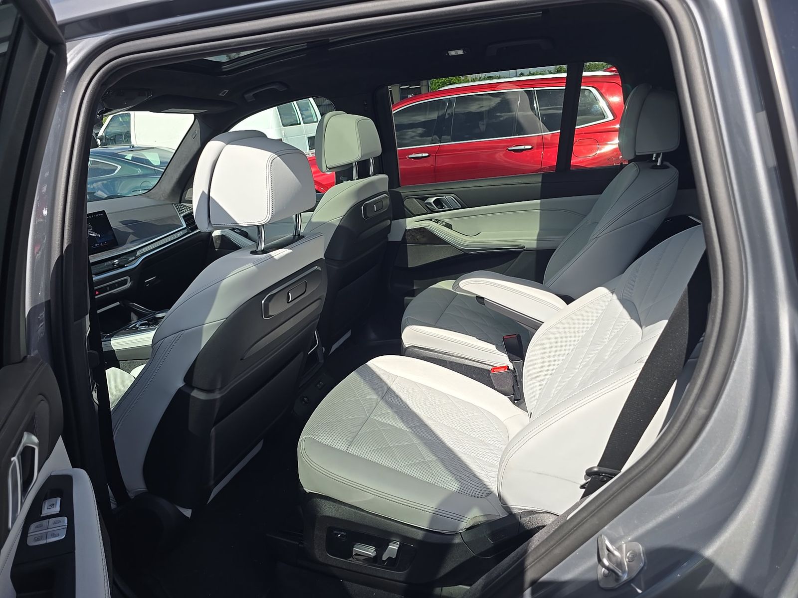 2024 BMW X7 xDrive40i AWD