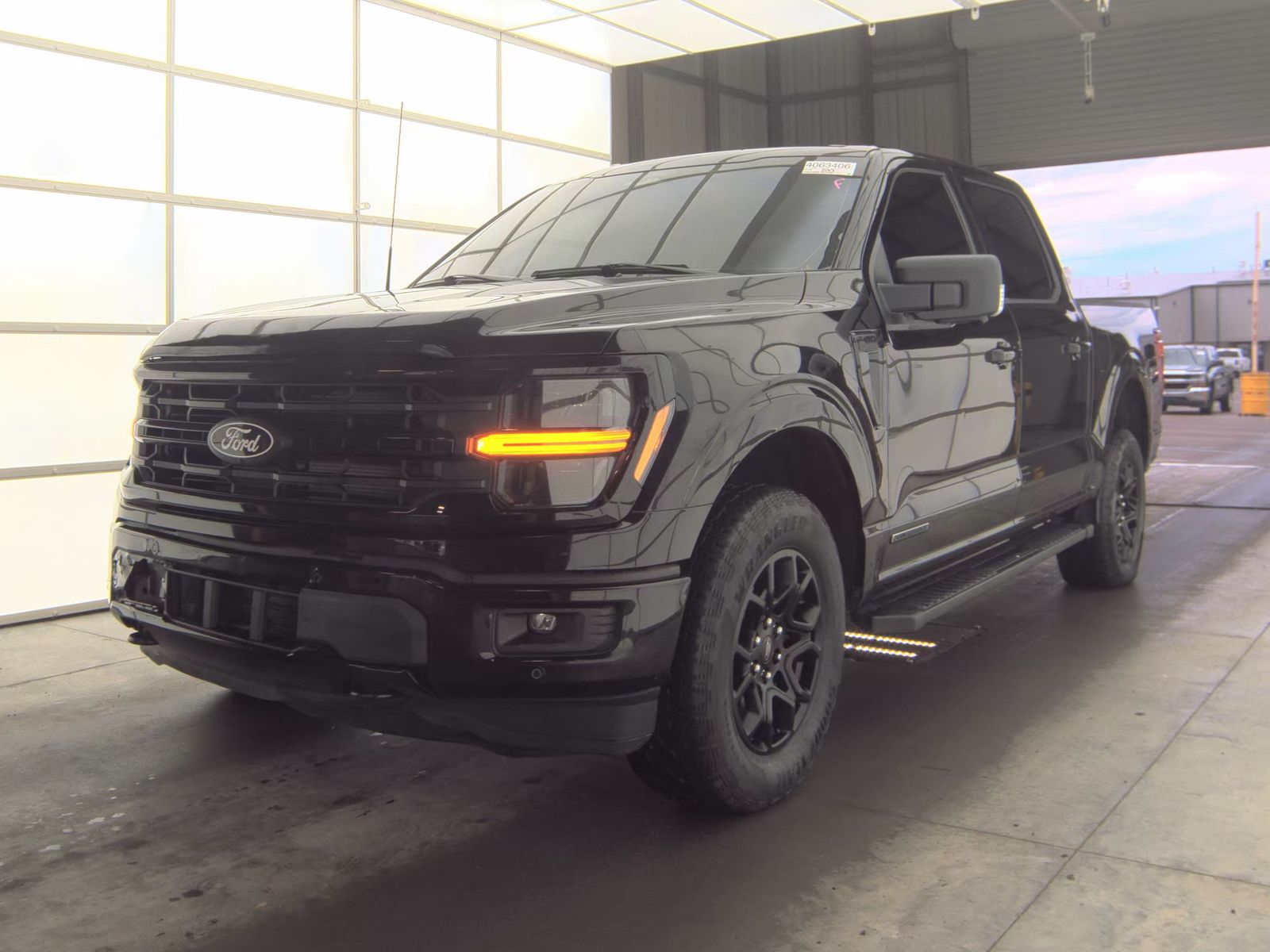 2024 Ford F-150 Hybrid XLT AWD