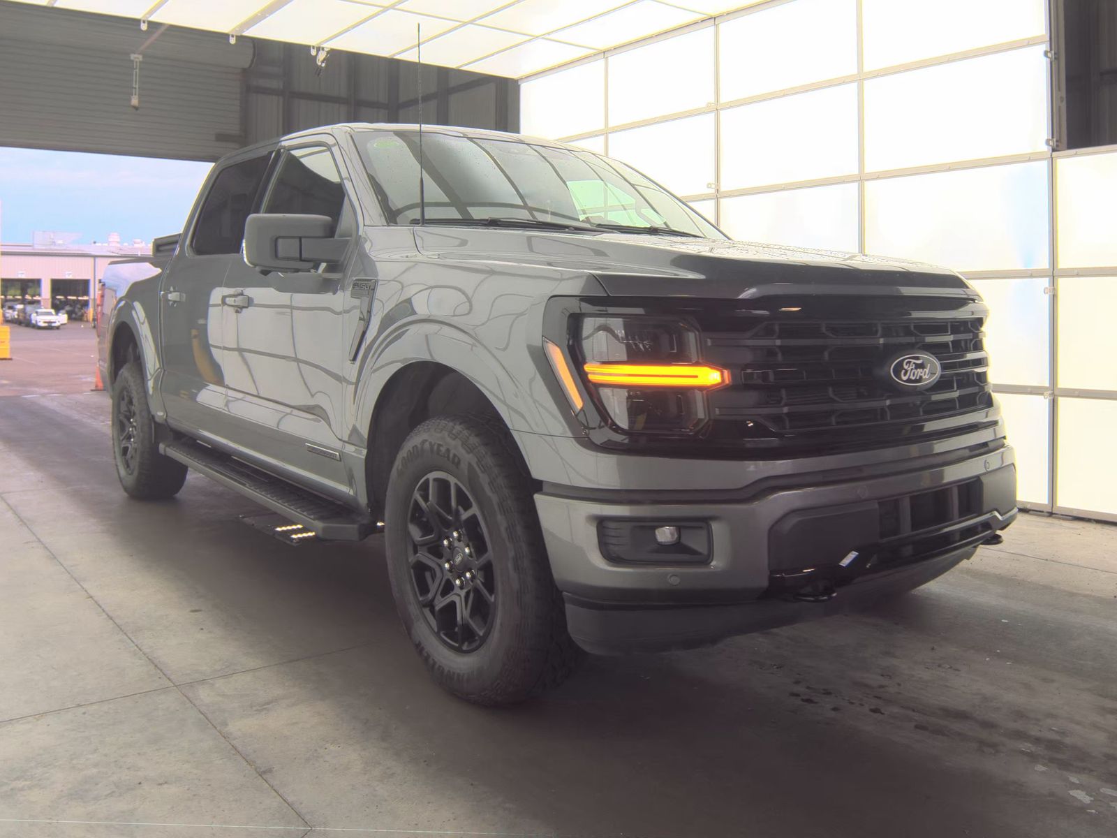 2024 Ford F-150 Hybrid XLT AWD