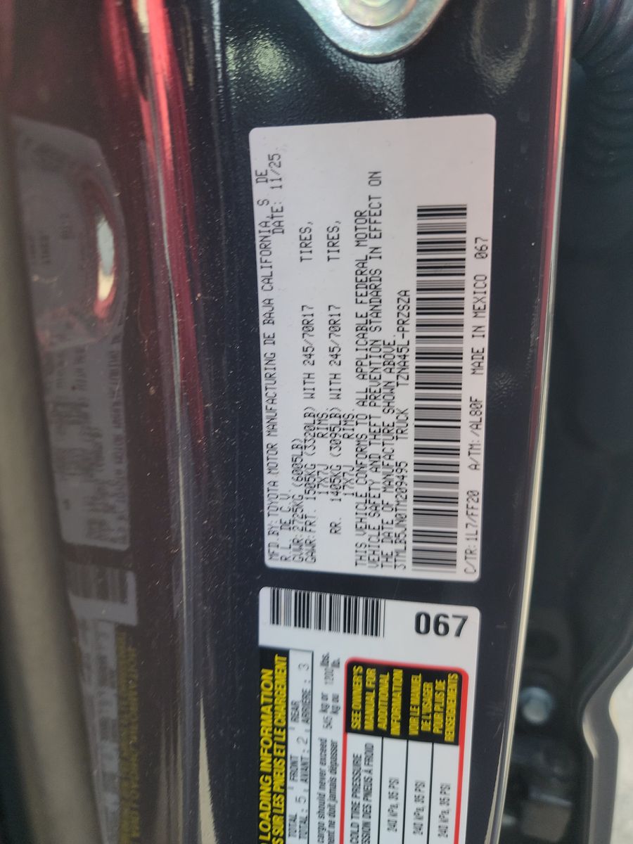 2026 Toyota Tacoma SR5 AWD
