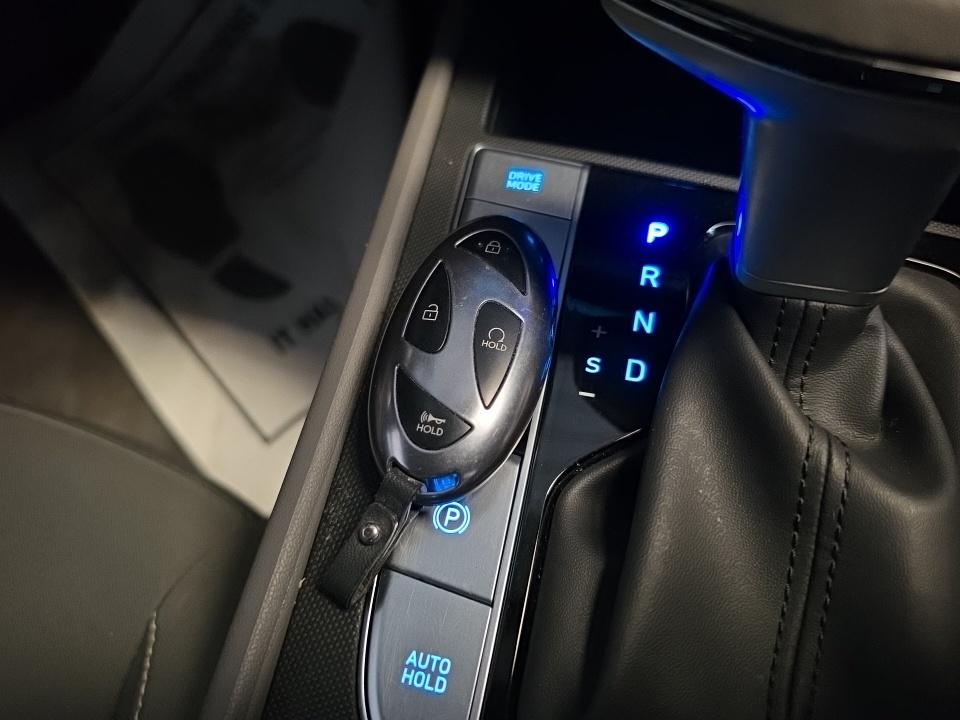 2025 Hyundai Elantra SEL Convenience FWD