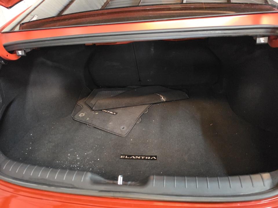 2025 Hyundai Elantra SEL Convenience FWD