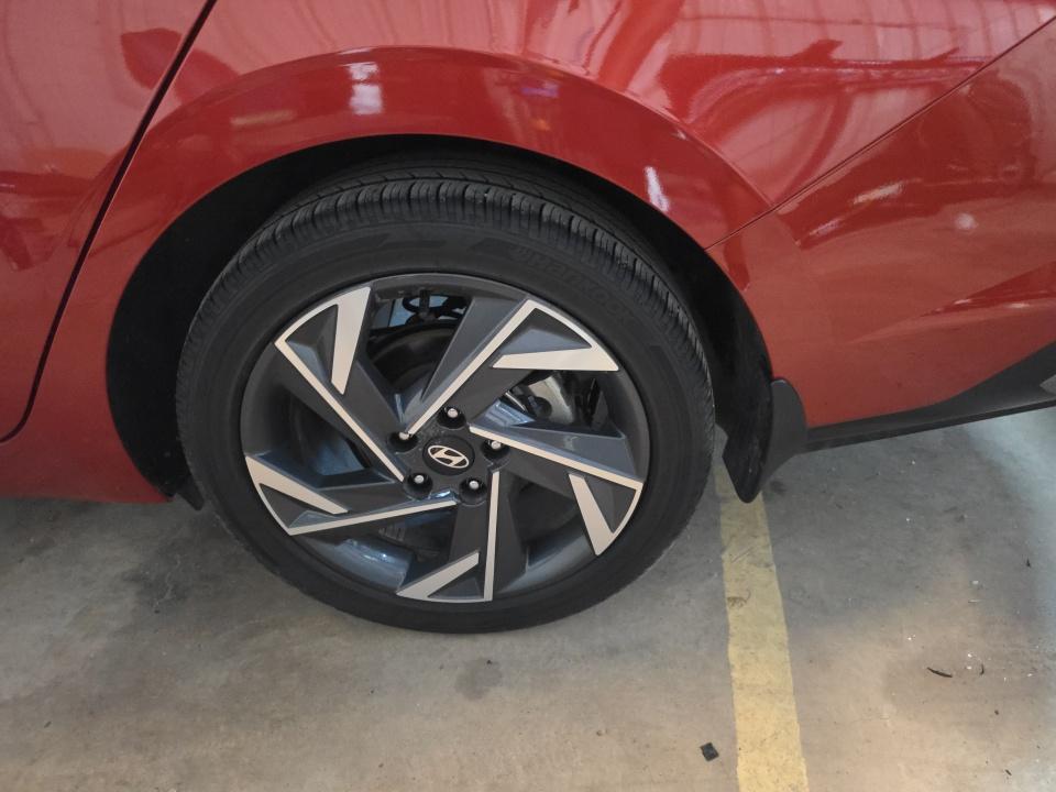 2025 Hyundai Elantra SEL Convenience FWD