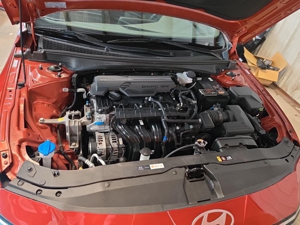 2025 Hyundai Elantra SEL Convenience FWD