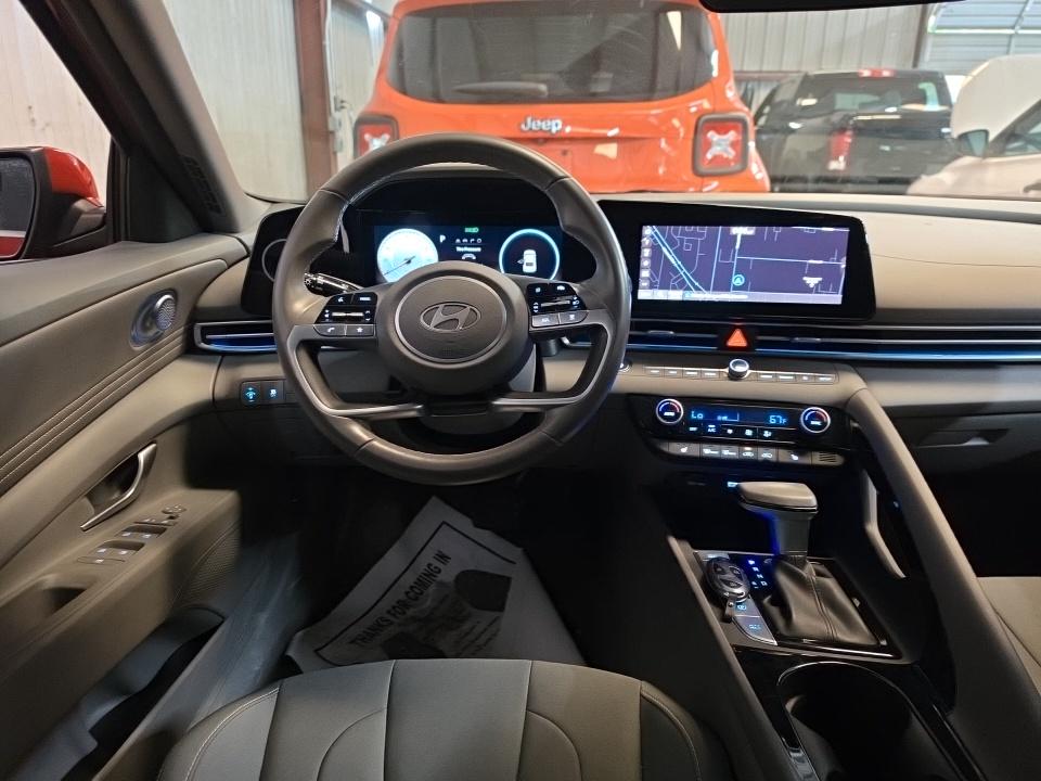 2025 Hyundai Elantra SEL Convenience FWD