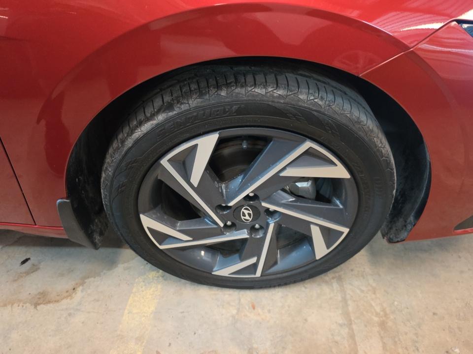 2025 Hyundai Elantra SEL Convenience FWD
