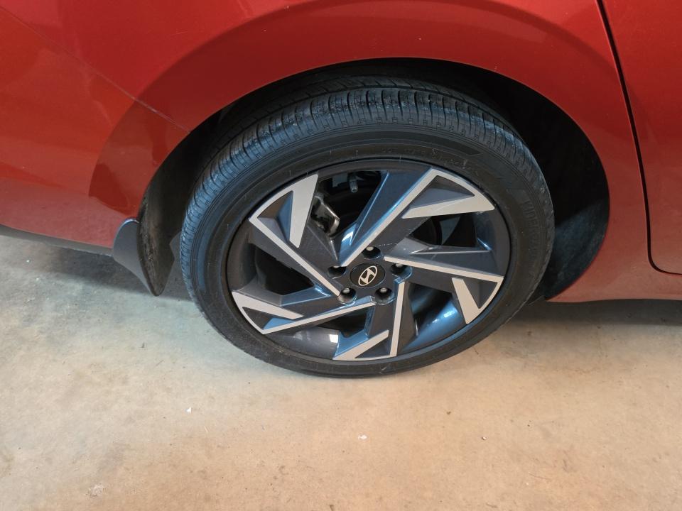 2025 Hyundai Elantra SEL Convenience FWD
