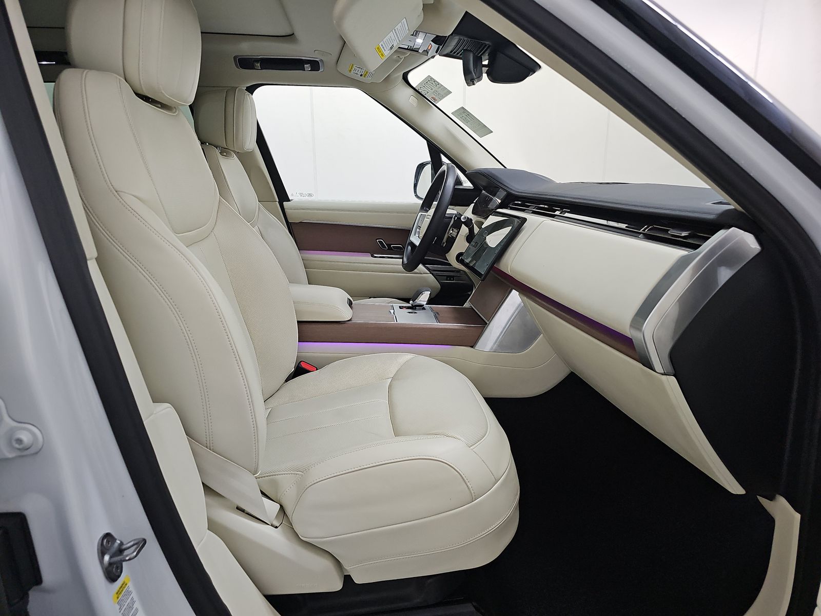 2024 Land Rover Range Rover SE AWD