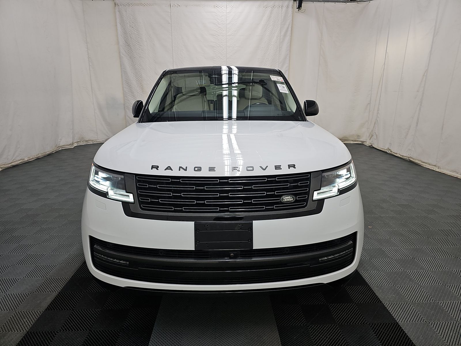 2024 Land Rover Range Rover SE AWD