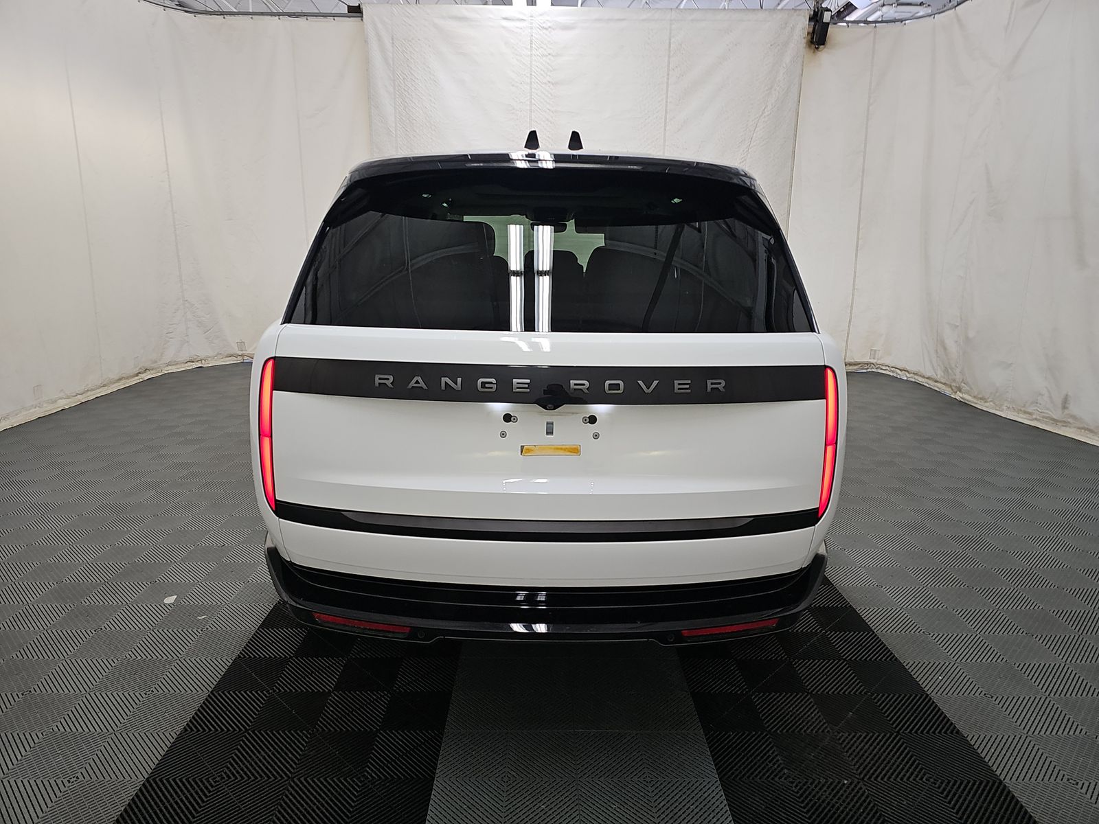 2024 Land Rover Range Rover SE AWD