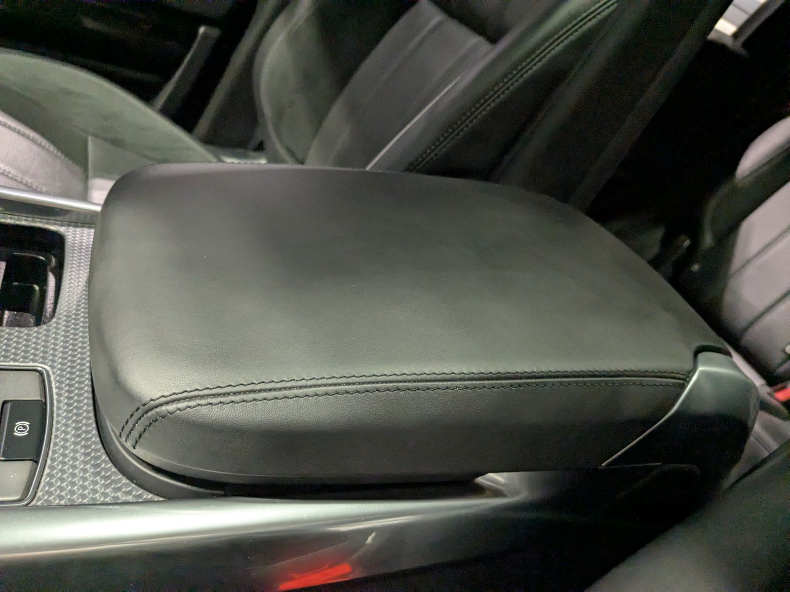 2019 Land Rover Range Rover Sport HST AWD