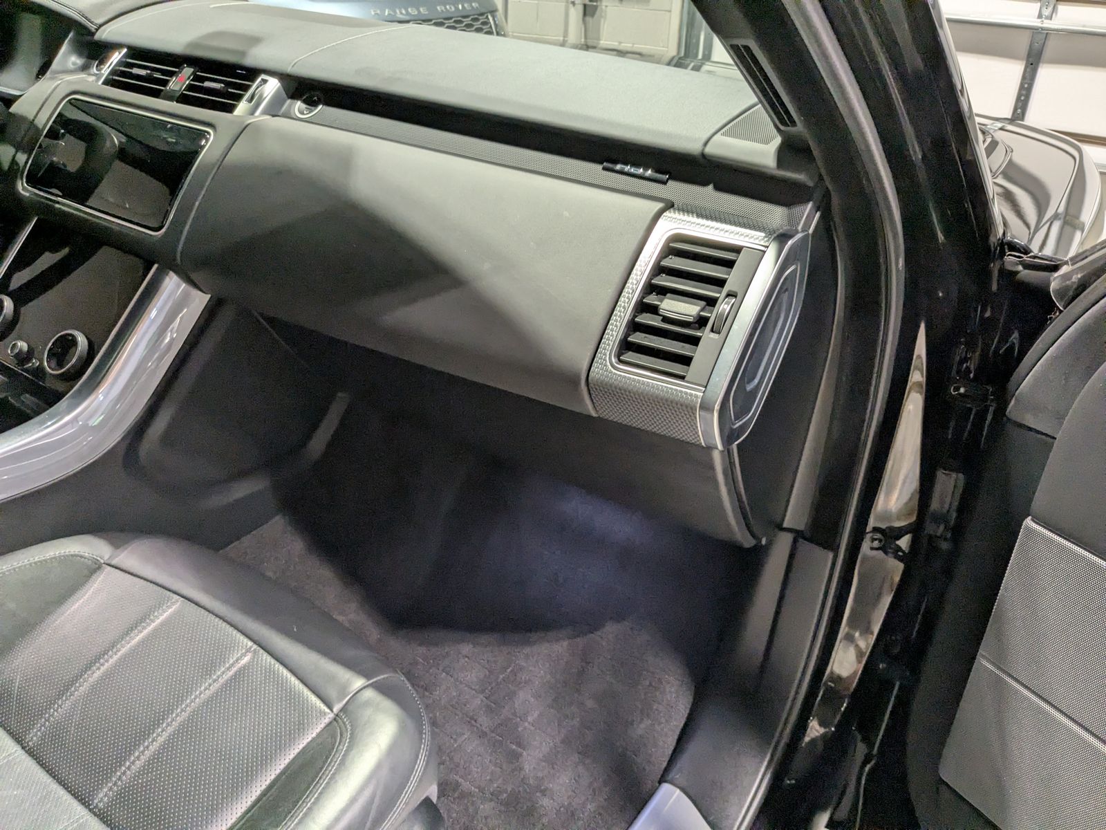 2019 Land Rover Range Rover Sport HST AWD