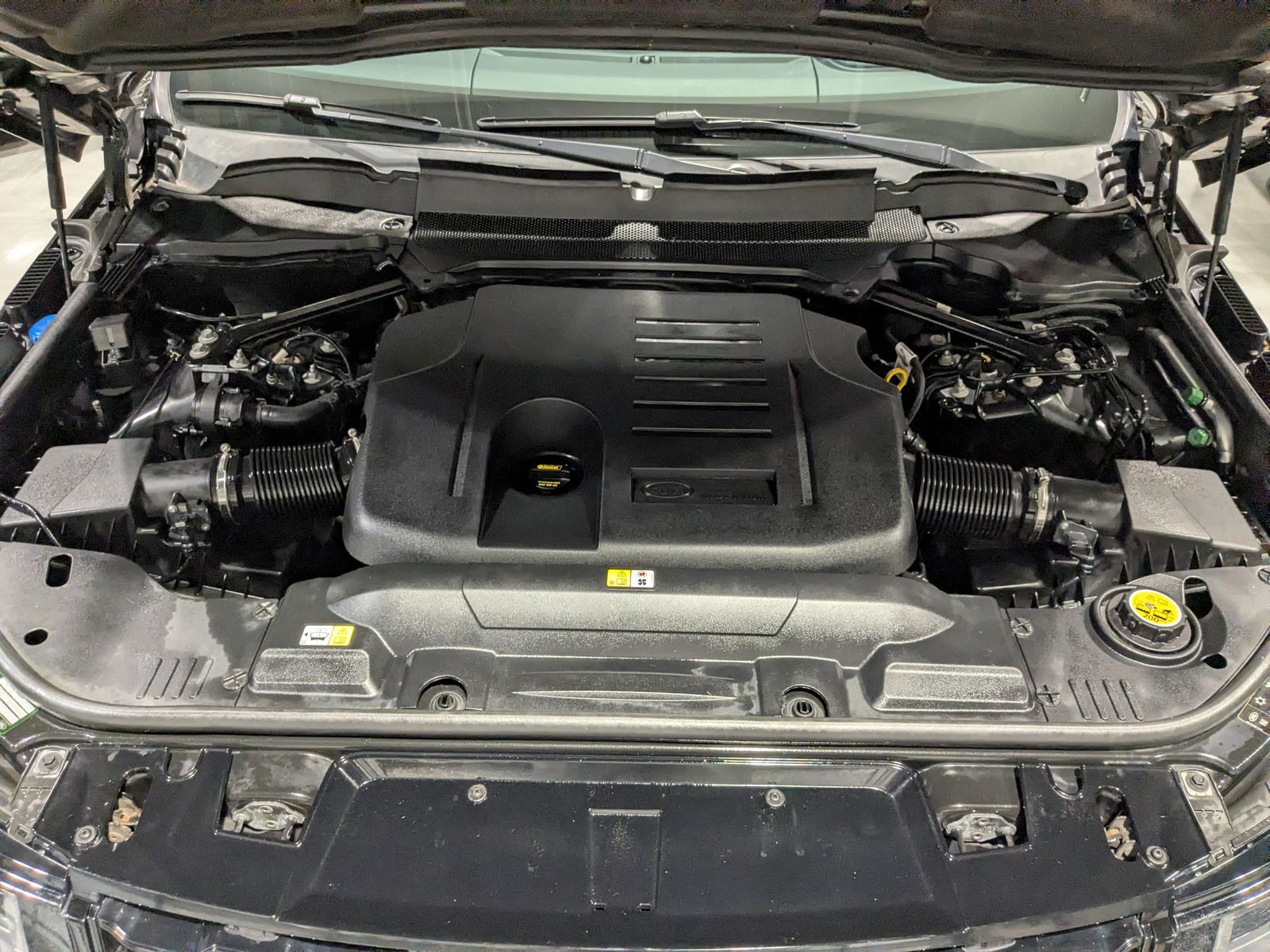 2019 Land Rover Range Rover Sport HST AWD