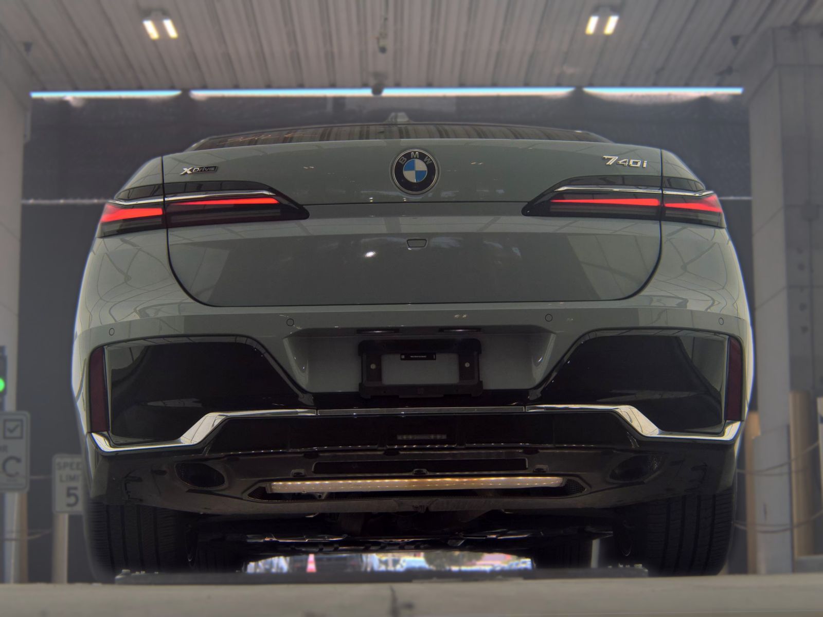 2025 BMW 7 Series 740i xDrive AWD