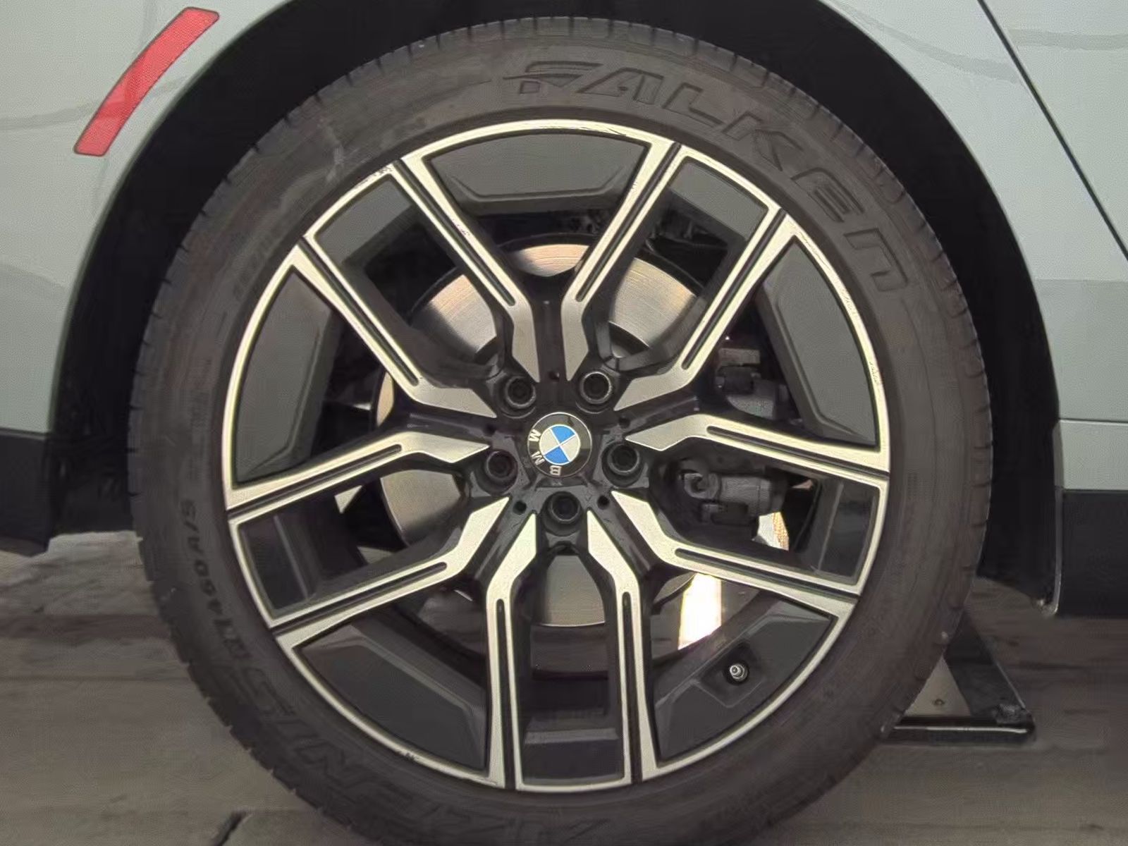 2025 BMW 7 Series 740i xDrive AWD