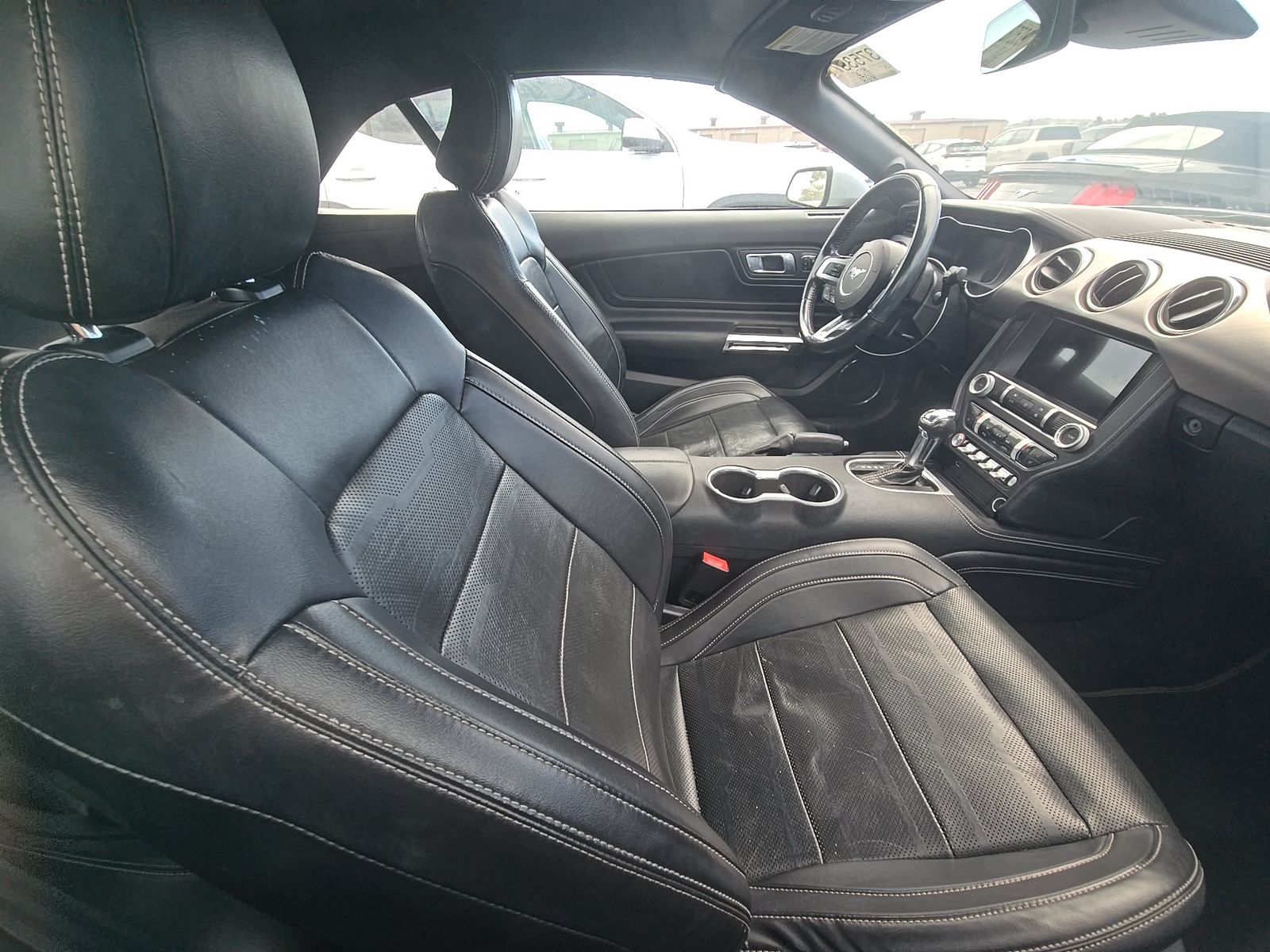 2023 Ford Mustang EcoBoost Premium RWD