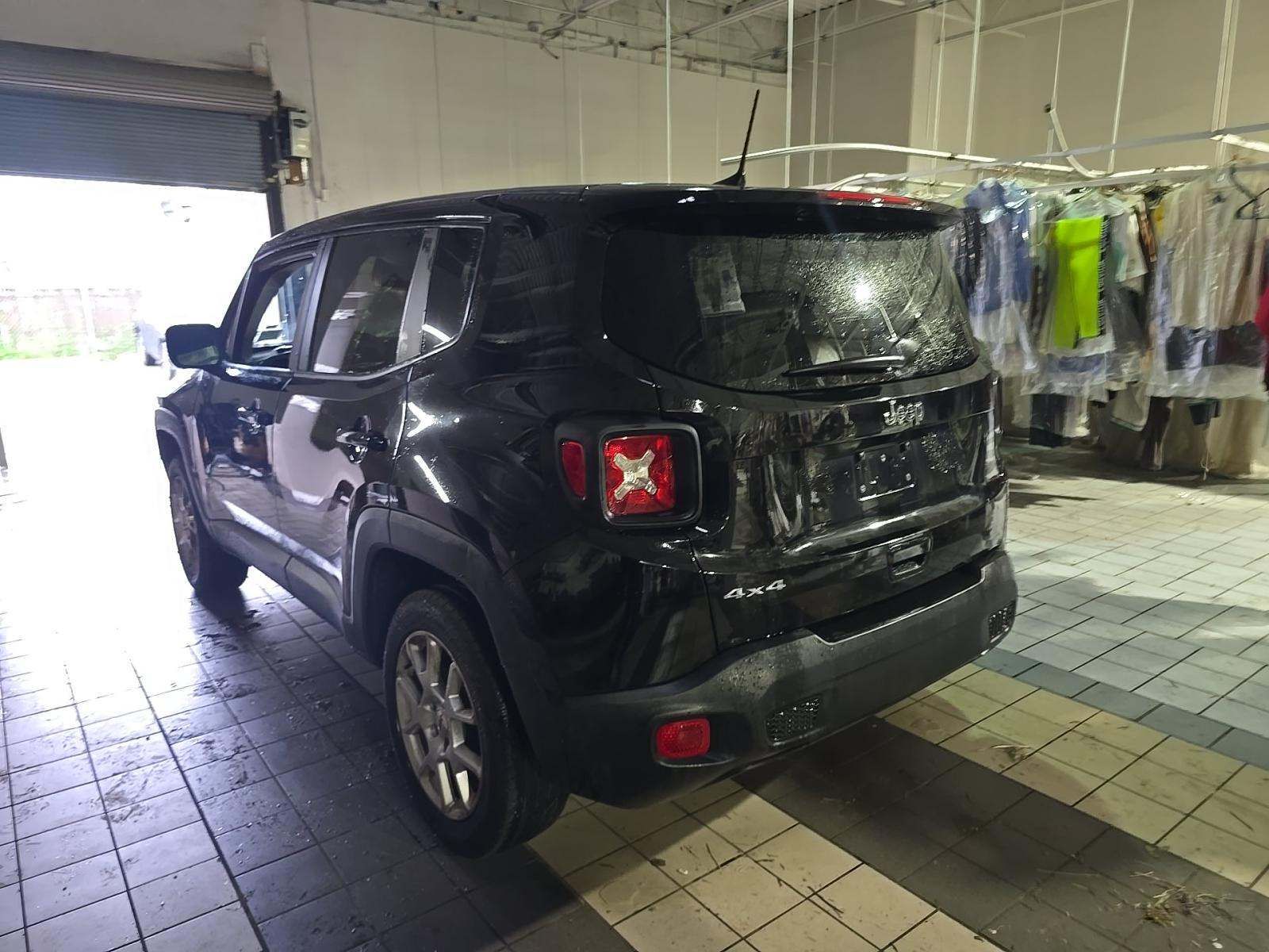 2023 Jeep Renegade Latitude AWD