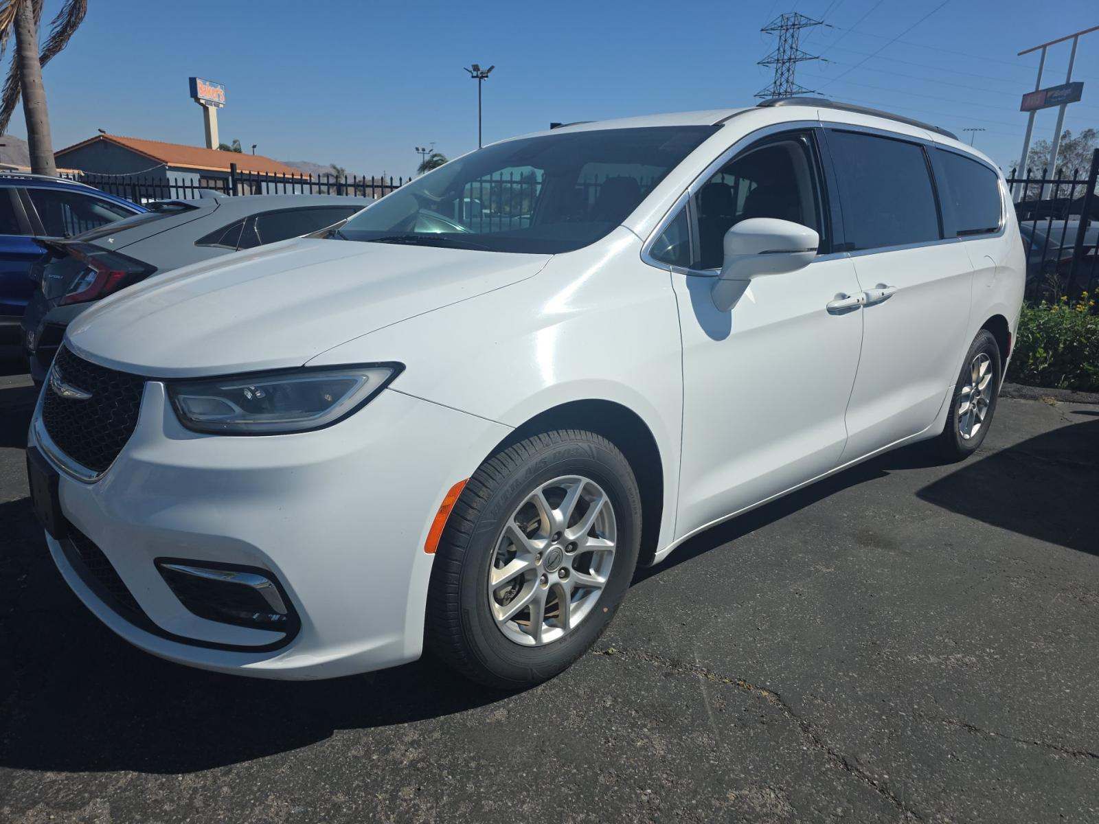 2022 Chrysler Pacifica Touring L FWD