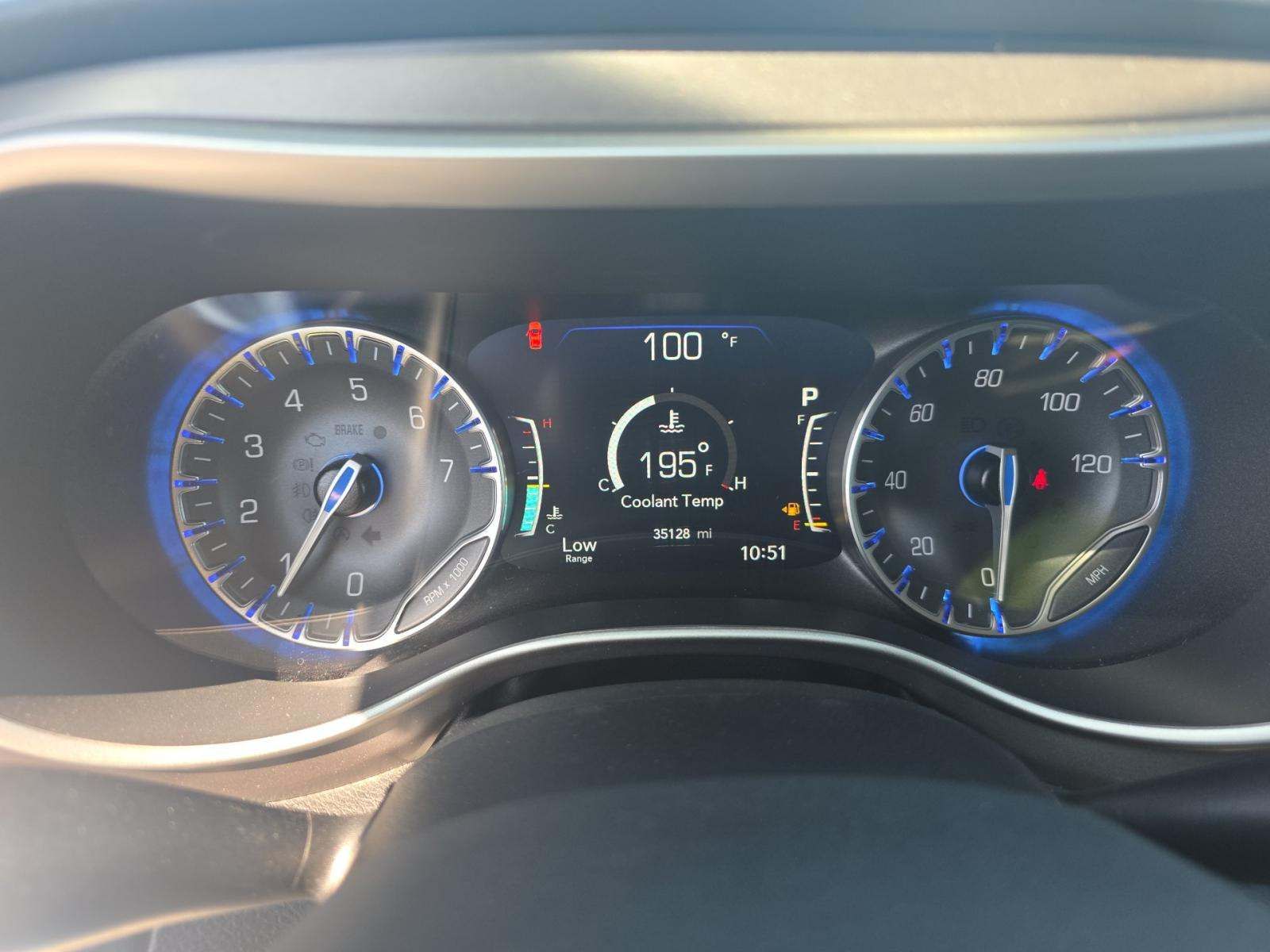 2022 Chrysler Pacifica Touring L FWD