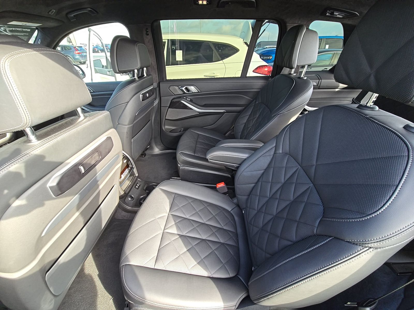 2025 BMW X7 xDrive40i AWD