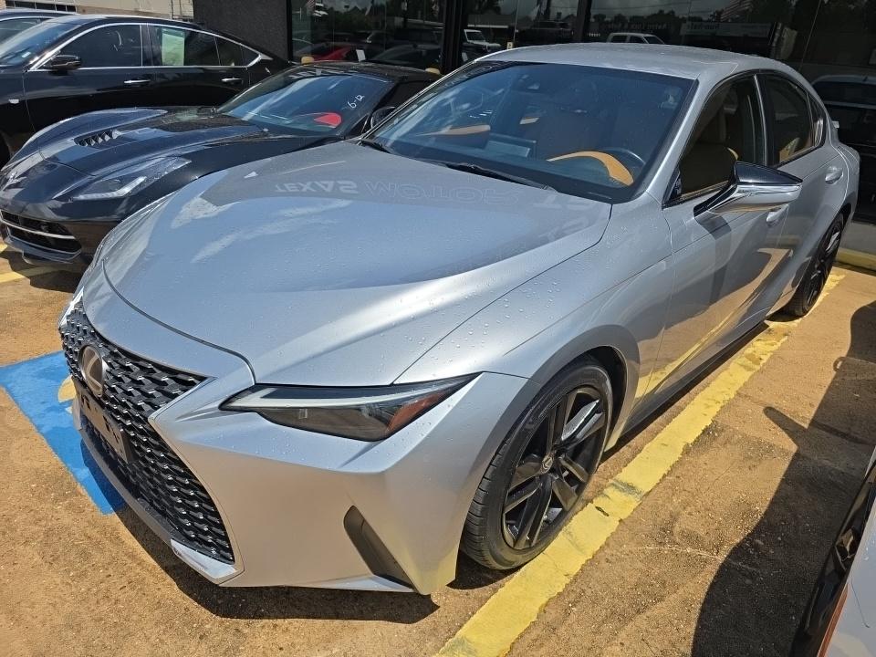 2021 Lexus IS IS 300 RWD