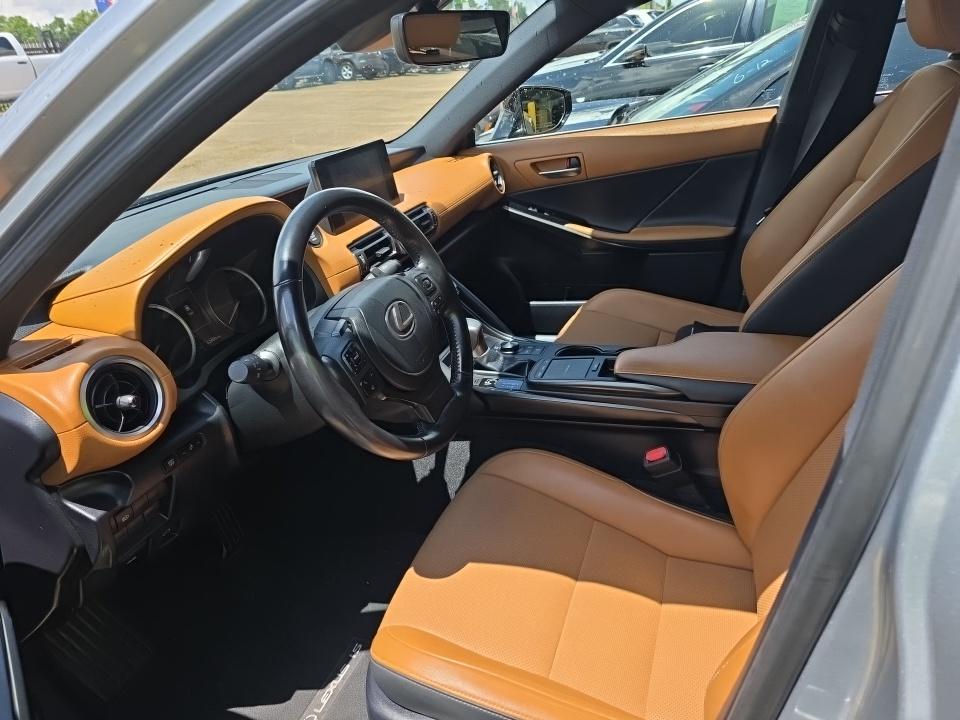 2021 Lexus IS IS 300 RWD
