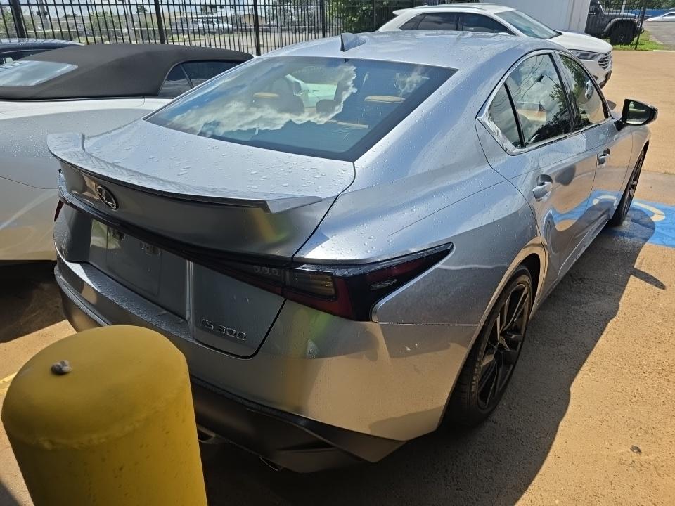 2021 Lexus IS IS 300 RWD