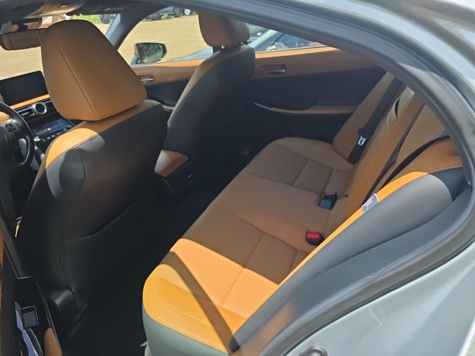 2021 Lexus IS IS 300 RWD