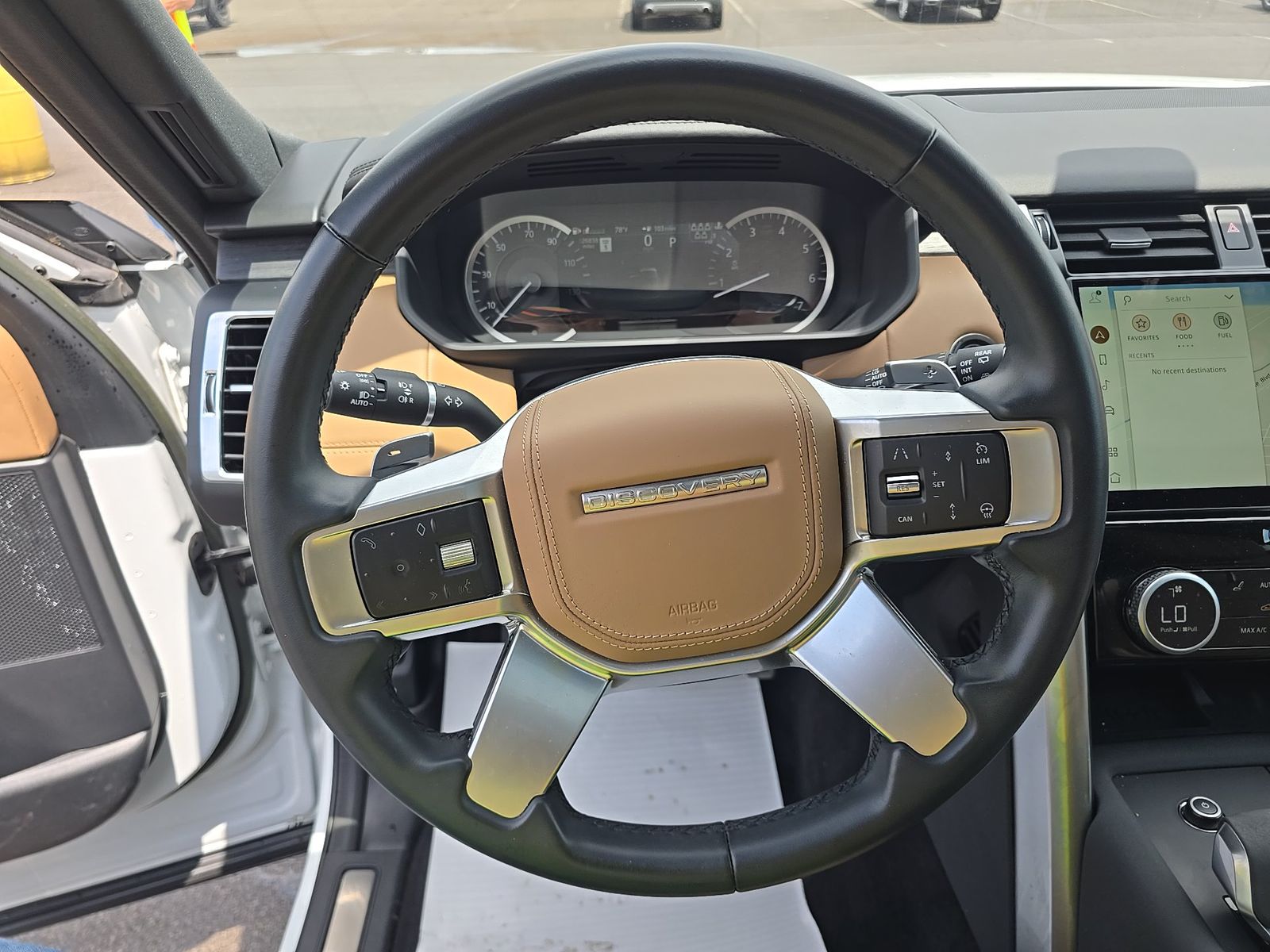 2023 Land Rover Discovery Metropolitan Edition FWD