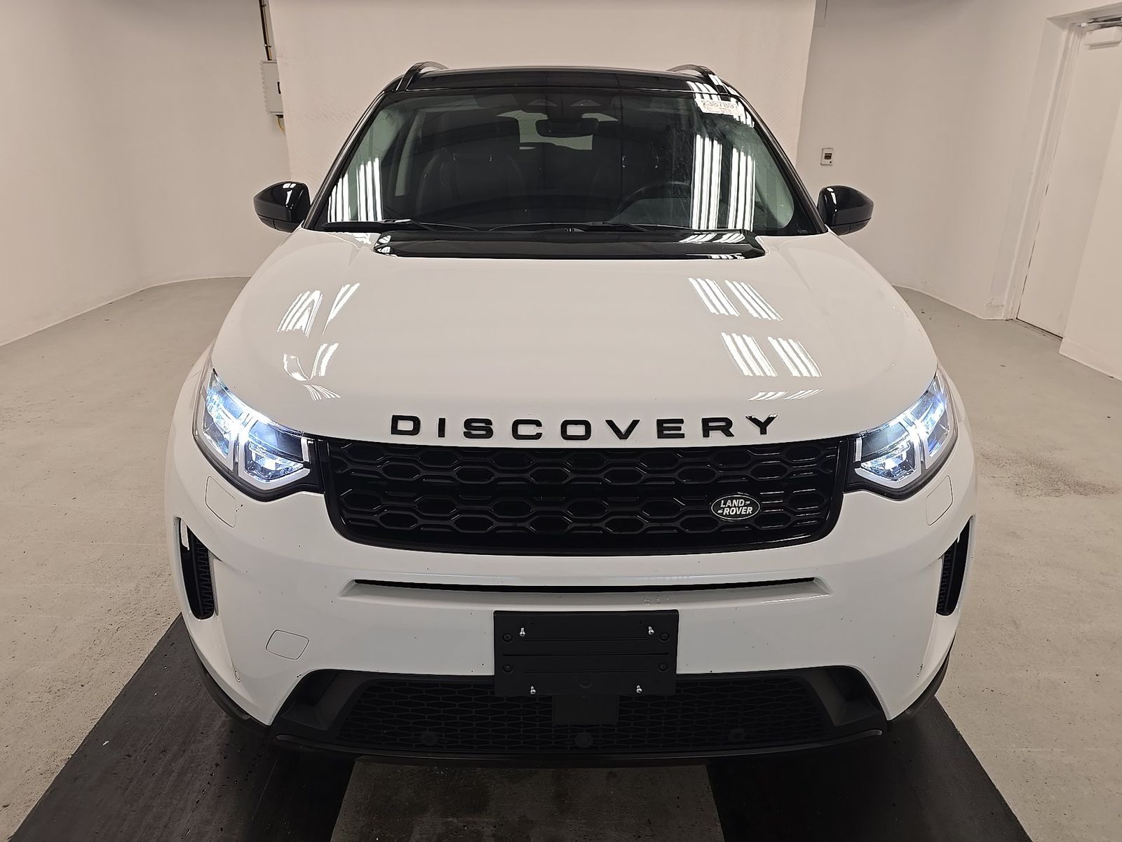 2023 Land Rover Discovery Sport S FWD